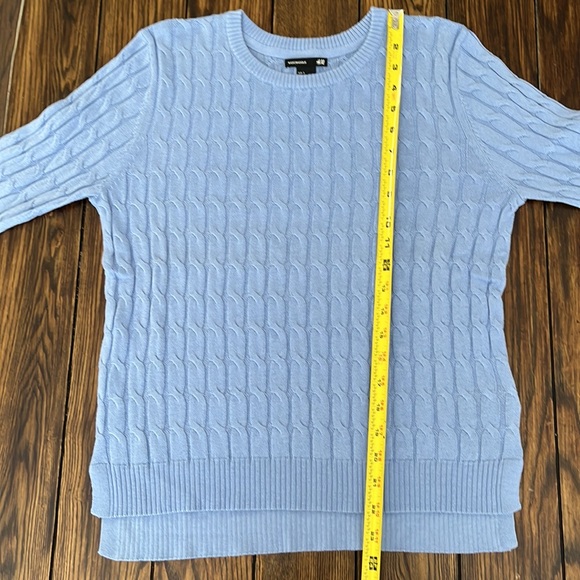 EUC H&M periwinkle blue fine cable knit sweater - Picture 4 of 7